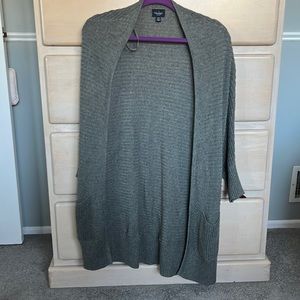 American Eagle Grey cardigan size M